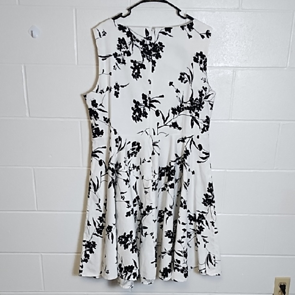 Fit N Flare Retro Black and White Sleeveless Cotton Stretch Dress 22W - Picture 3 of 13